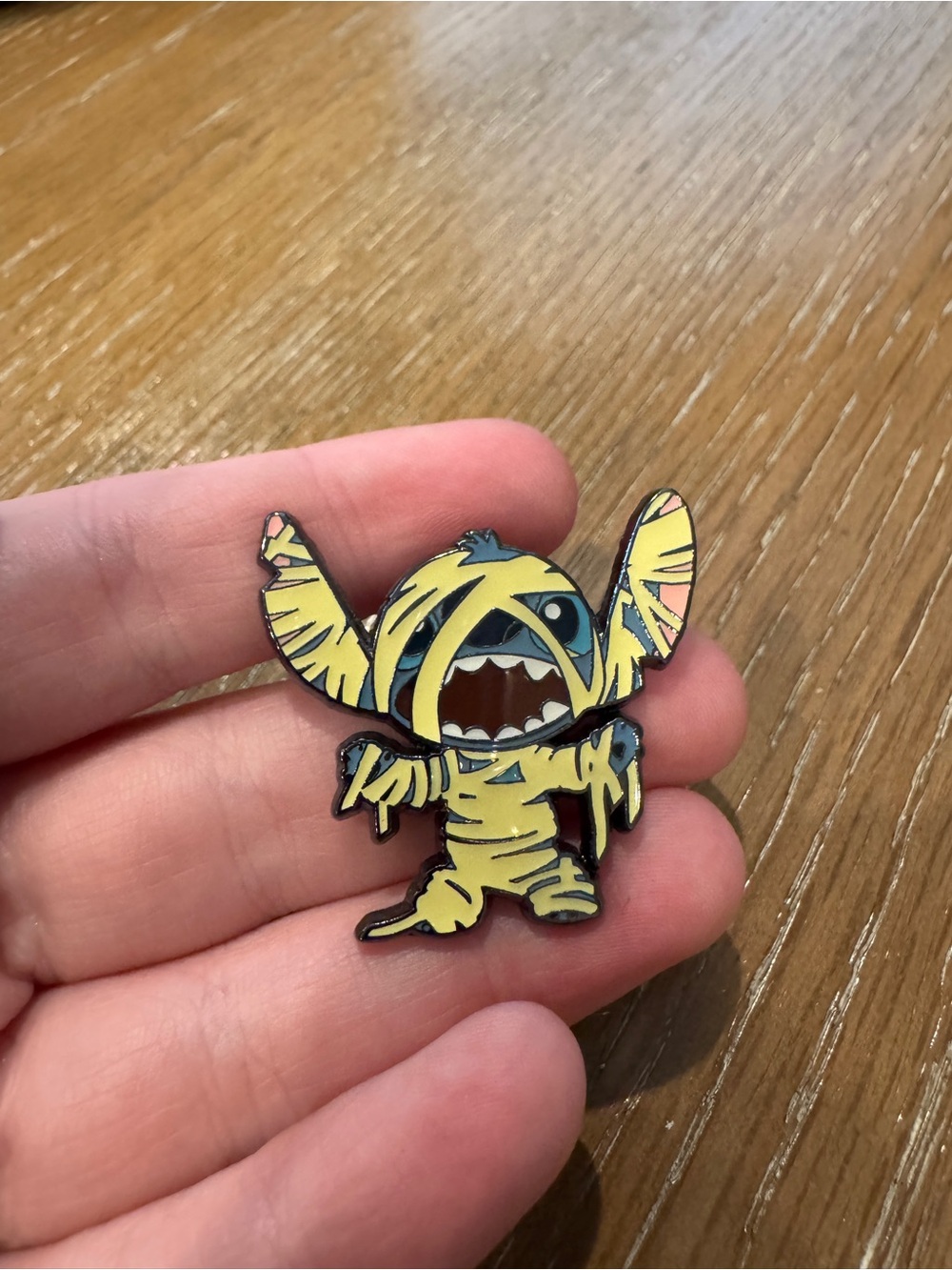 Disney Loungefly Pin - Mummy - Stitch Halloween Costumes Mystery 2024